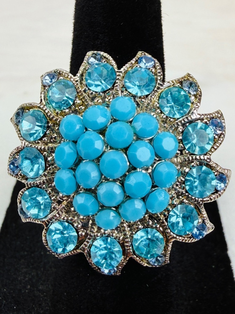Pretty silvertone, blue bling, adjustable statement ring